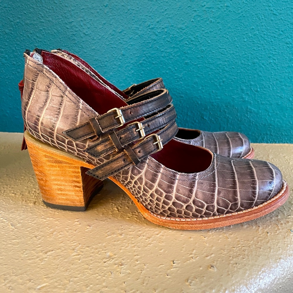 Freebird Ramsay shoe size 9